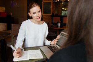 Mitarbeiter Einzelgespräch